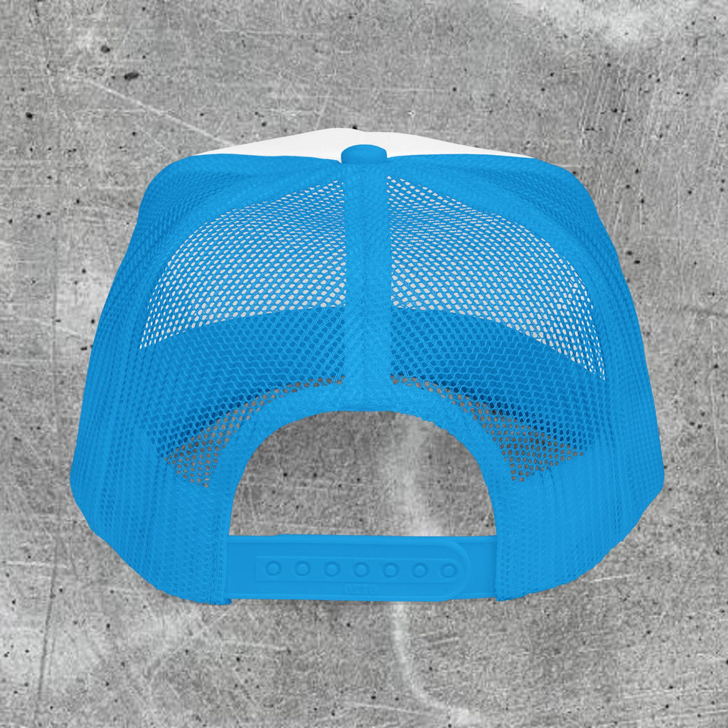 AURA TRUCKER HAT